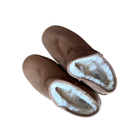 Ugg classic brown Sherpa lined slippers - Picture 3 of 9